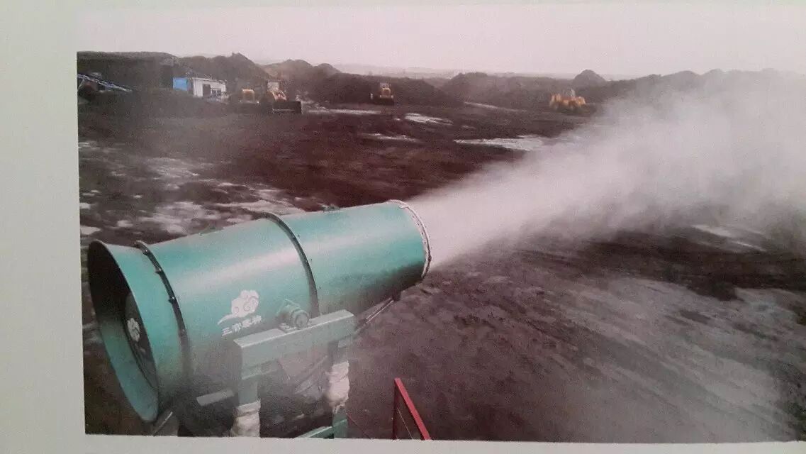 F3
